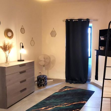 Appartement En Plein Coeur De Macon H Екстер'єр фото